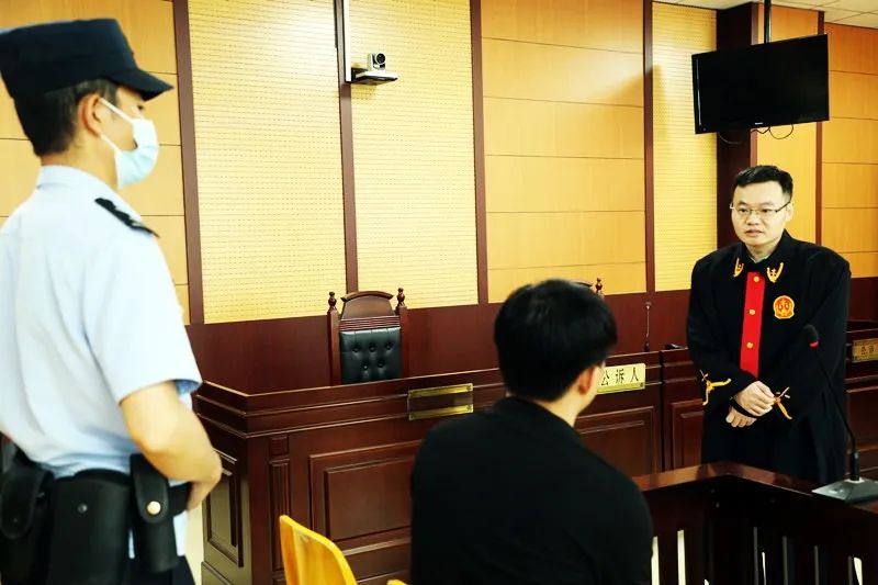 缓刑期内犯新罪数罪并罚获重刑,在缓刑考验期内又犯新罪如何处理