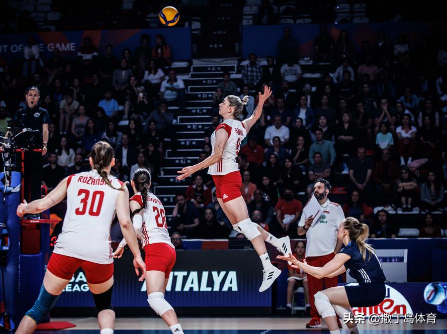 波兰进入四强,波兰晋级4强