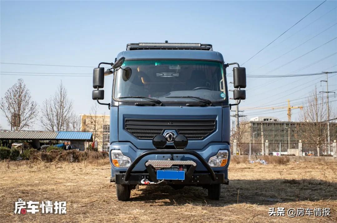 东风2.3t四驱短轴低顶房车,十堰东风特种四驱房车