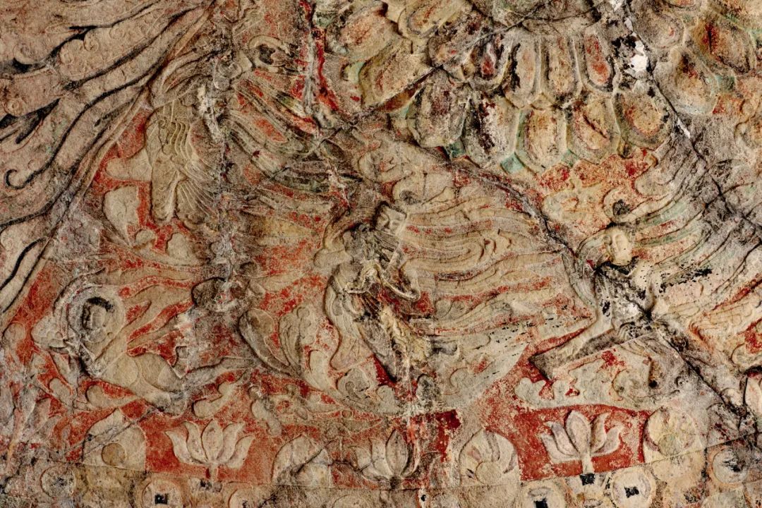 武则天的脸像哪里的大佛,大佛的脸为什么从哪面看都是正脸