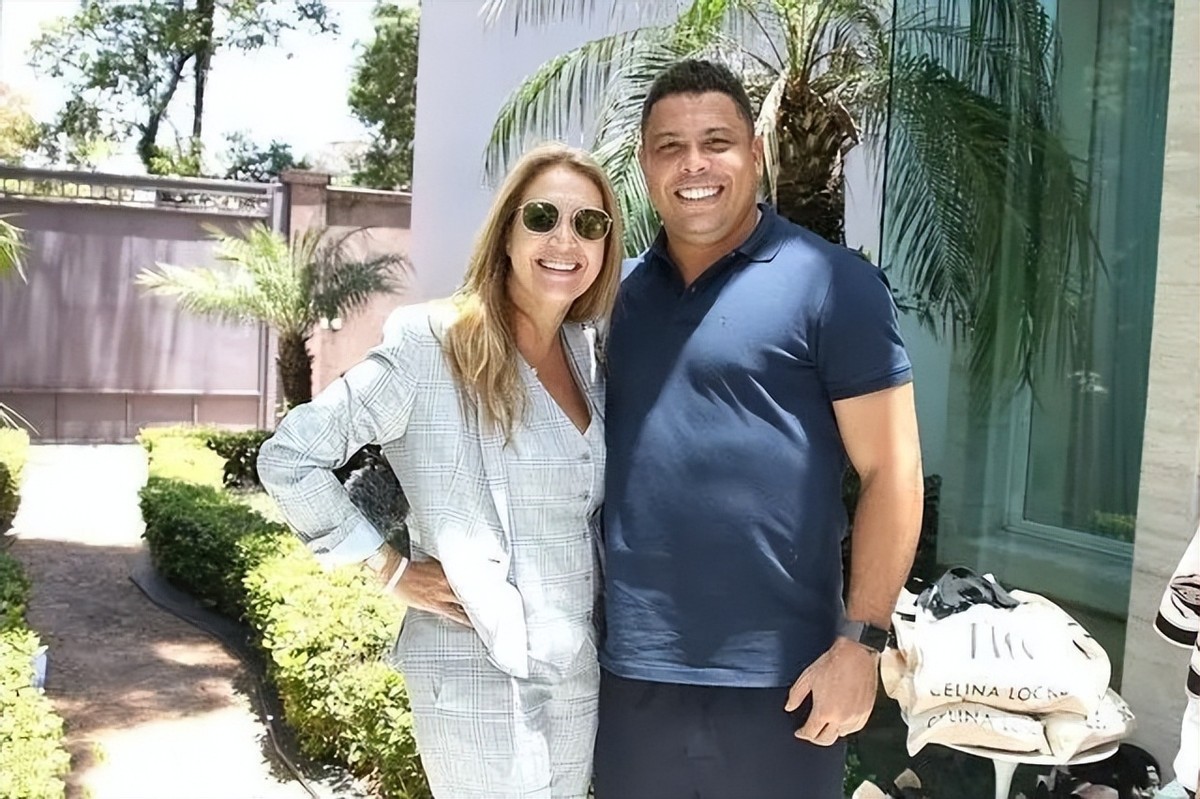 46岁罗纳尔多近况,罗纳尔多职业生涯加盟的俱乐部