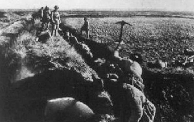 50年志愿军第一次总结大会，彭德怀厉声喝道：38军的梁兴初来了没