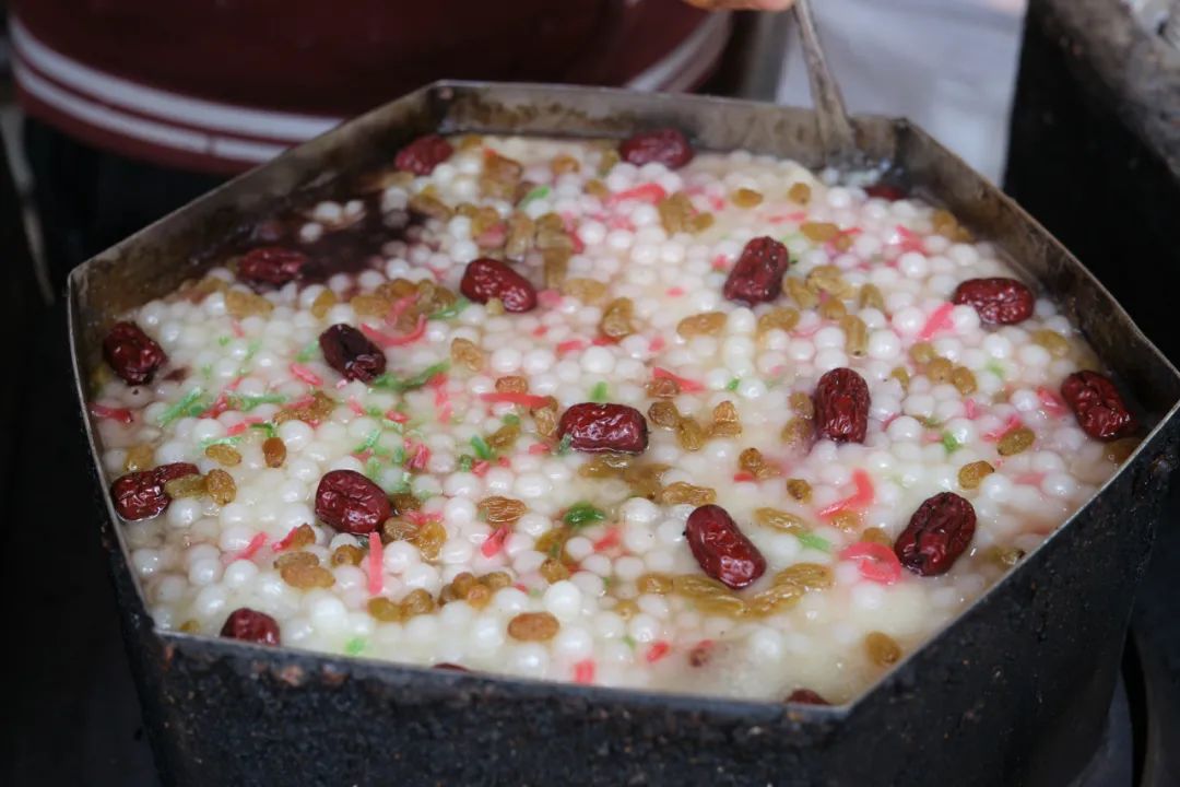 “我说它是南京小吃头牌，有人反对吗？”