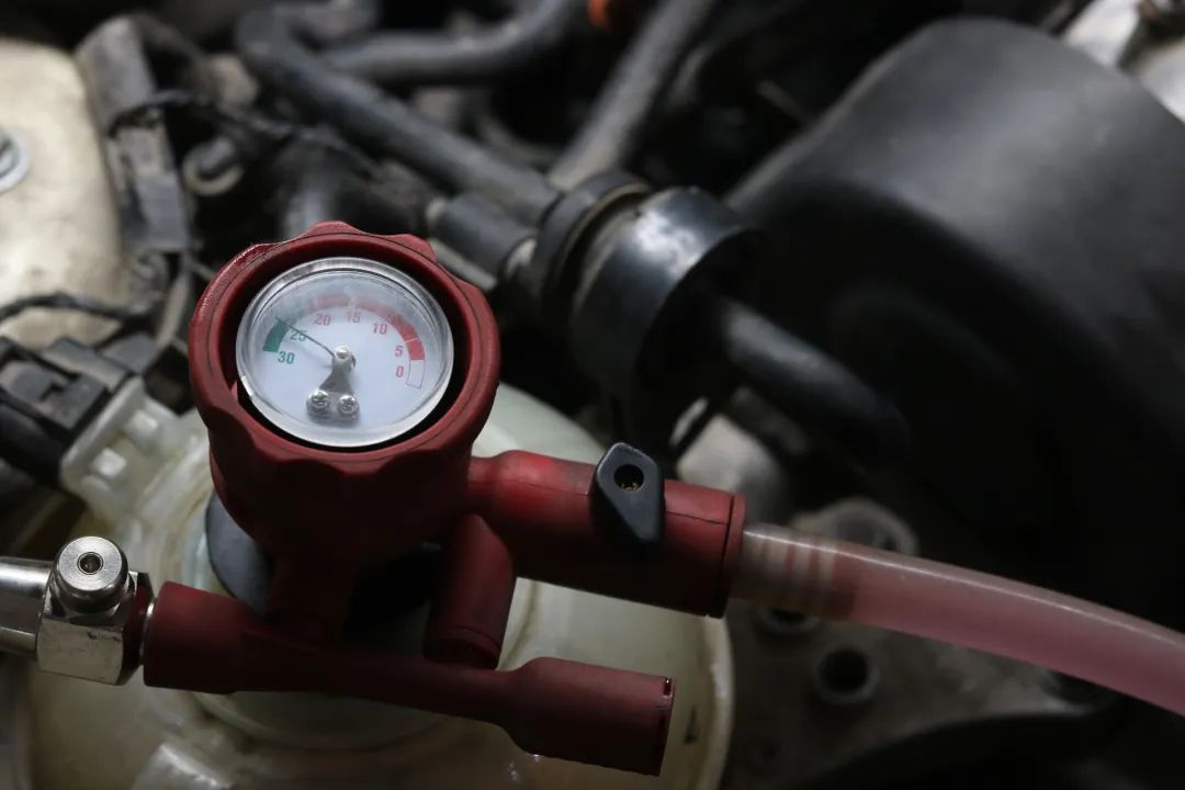 老款大众polo拆解内饰全过程,旧polo翻新视频