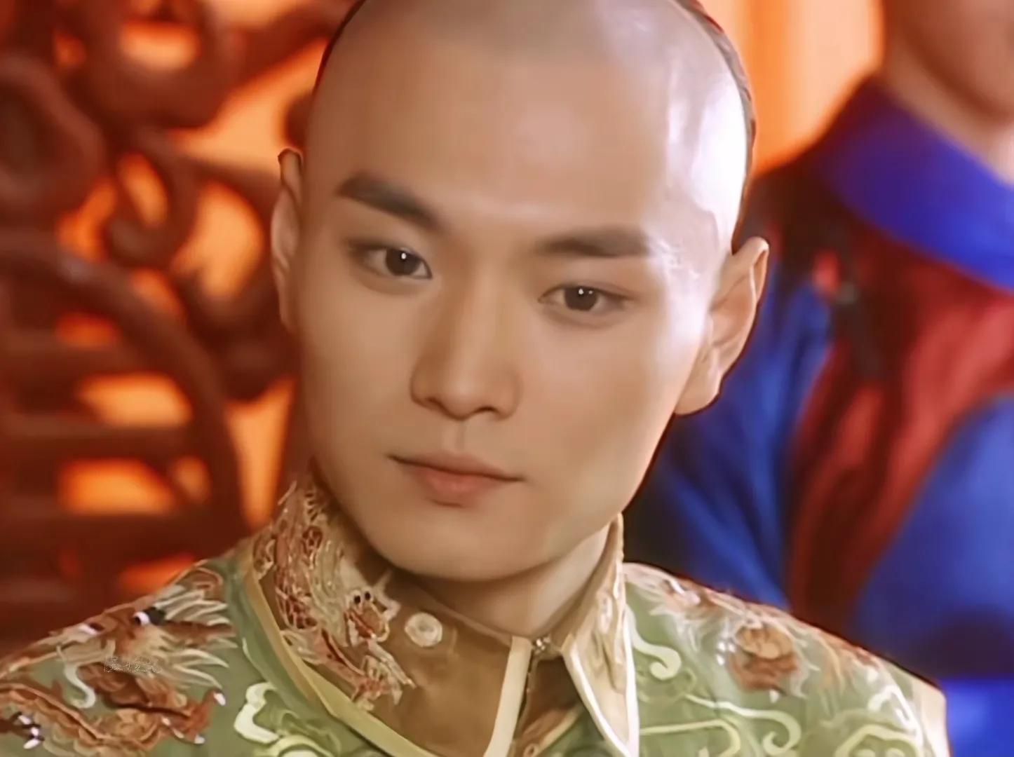 最新的男明星丹凤眼比较正宗的,四大丹凤眼男星