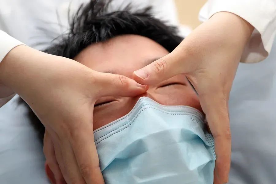 失去嗅觉/头痛/打喷嚏/记忆力衰减……浦东有特色中医门诊，专治这个病！