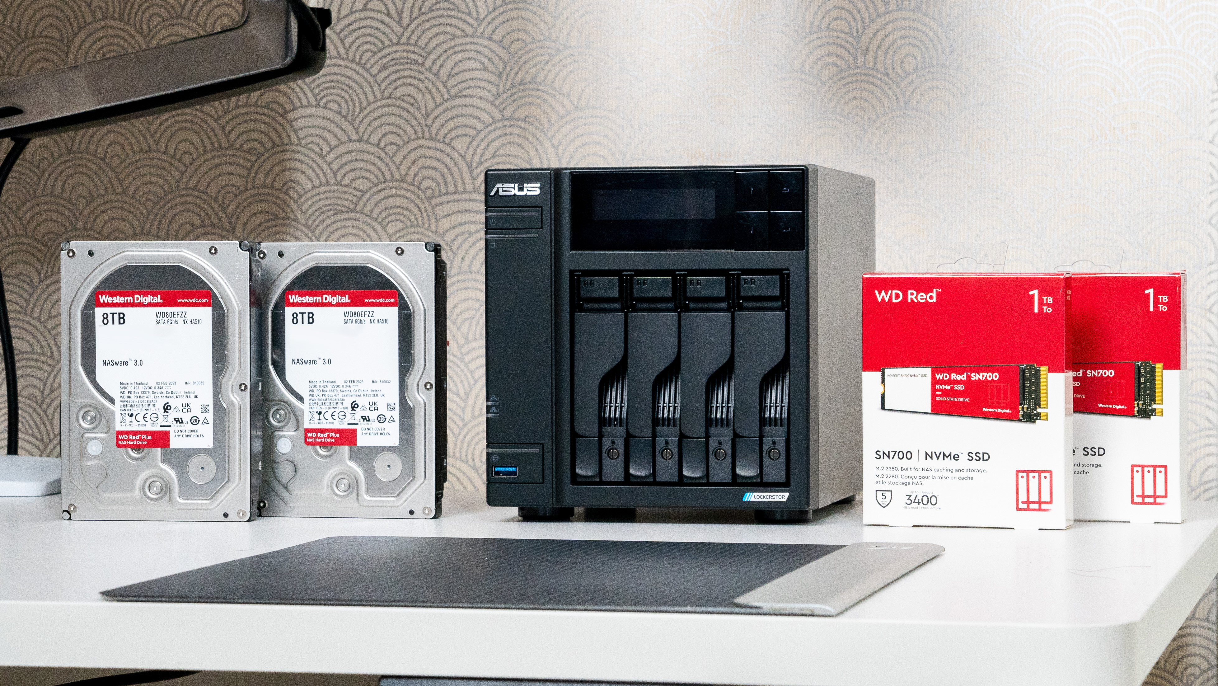 西部数据红盘plus比pro慢多少,西部数据红盘2个4t还是1个8t