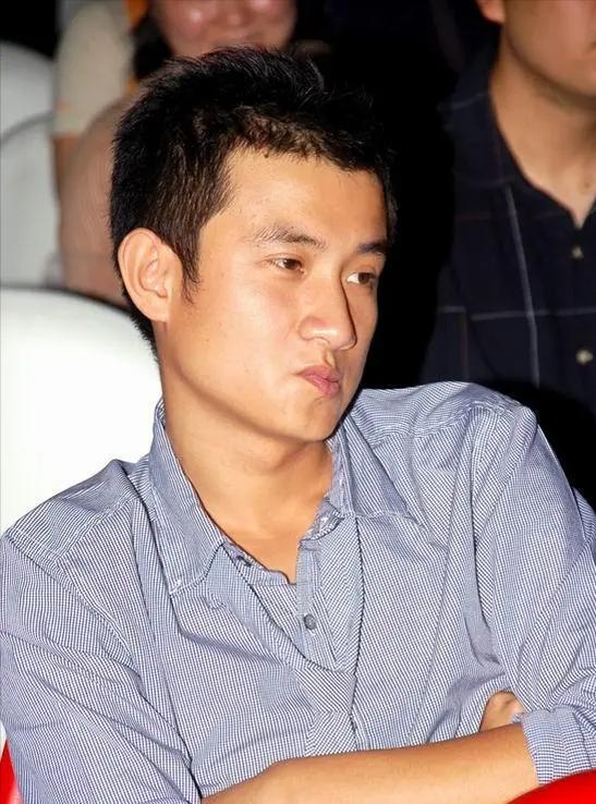 央媒出手点名哪六位明星,央媒批过哪些明星