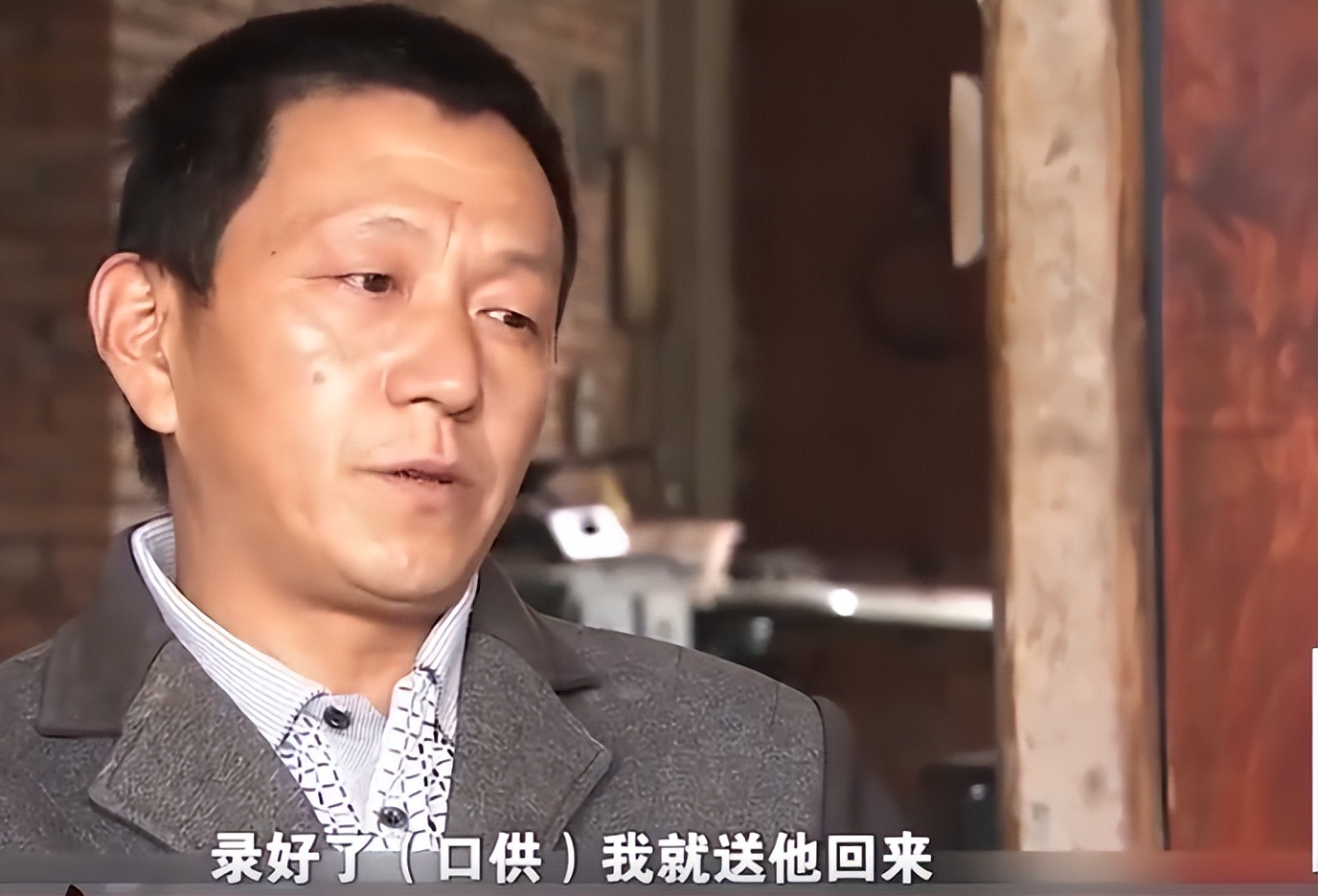 14年,18岁男孩买24支仿真枪,被判无期,网友:买妇女儿童判3年