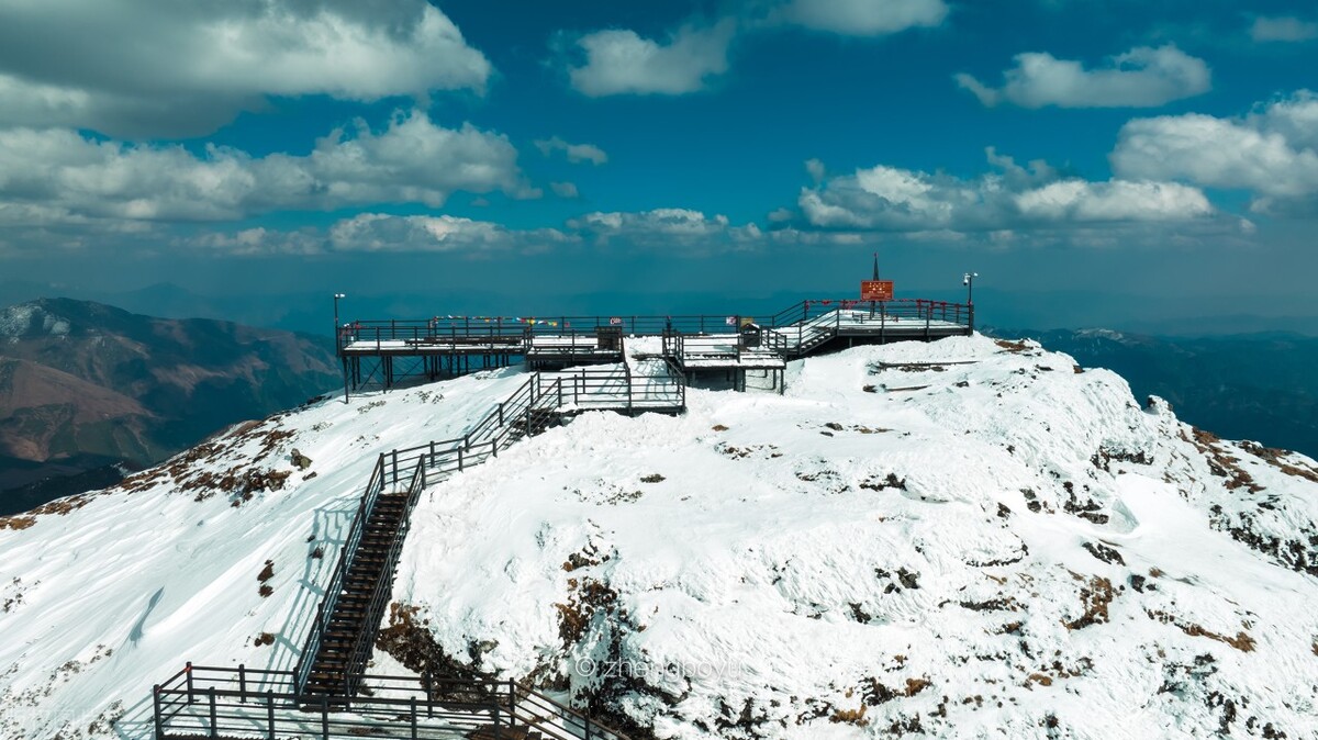 昆明澳城大厦筒子楼网红打卡地址,昆明粉色沙滩网红打卡地在哪里