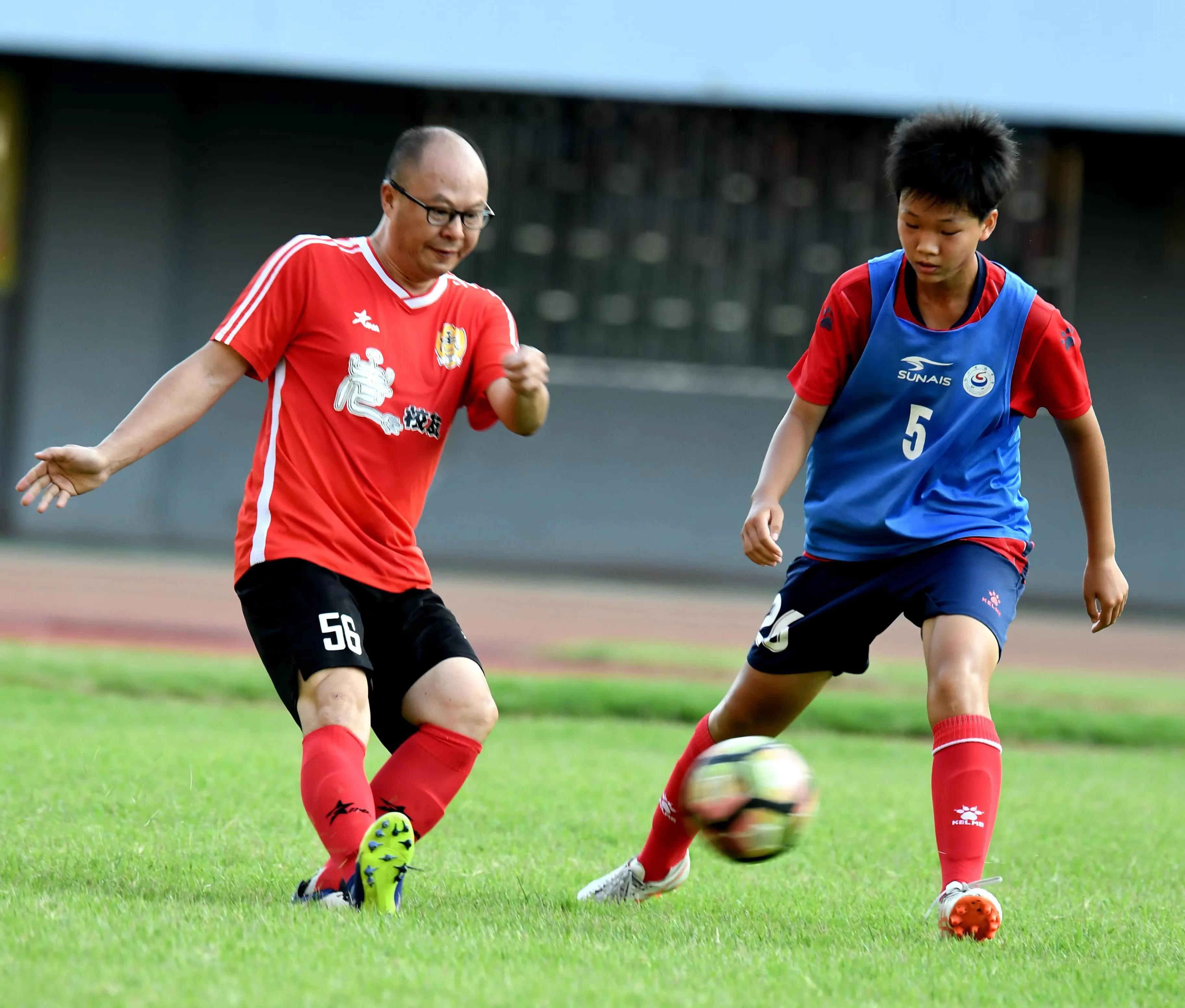 长沙老校友队上周末应邀约战衡阳女足本周末切磋岳阳女足