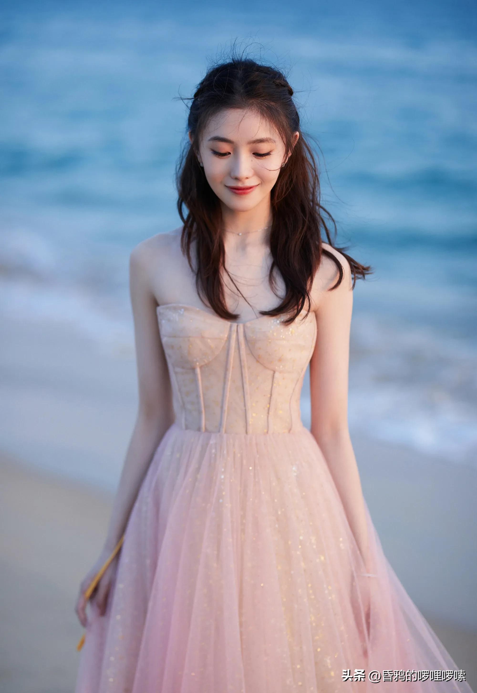 什么是又纯又欲?看看包上恩就知道了