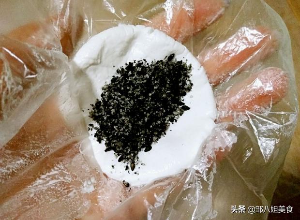 老年人补钙不能吃什么,中老年人补钙喝纯奶粉好吗