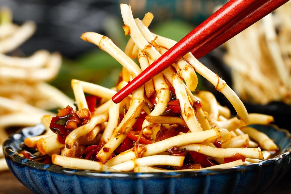 秋冬吃什么对肺部有益,这6种食物能养肺润肺