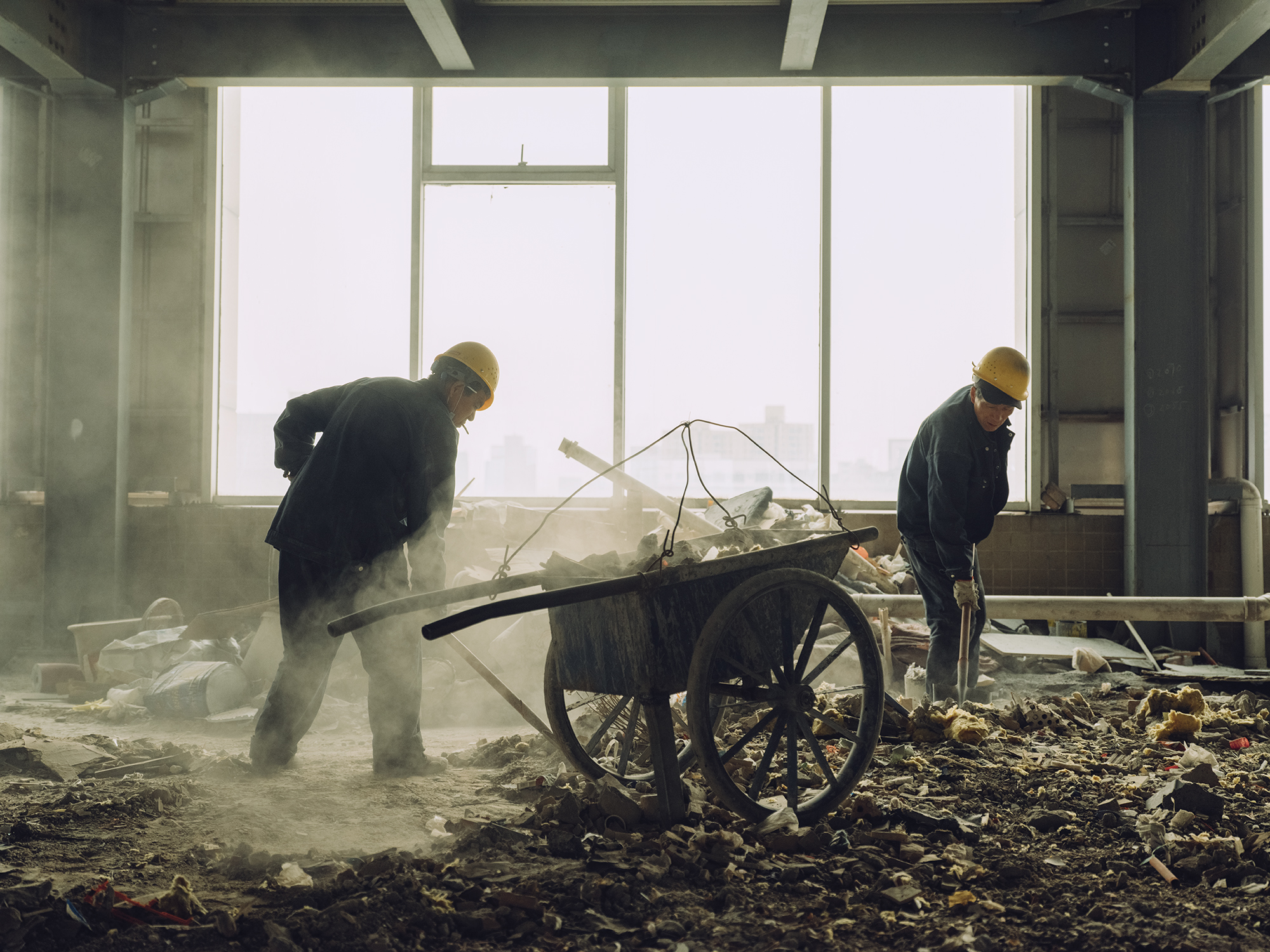 73岁老人8千工资花6千请保姆,80岁老头每月花19000元请保姆