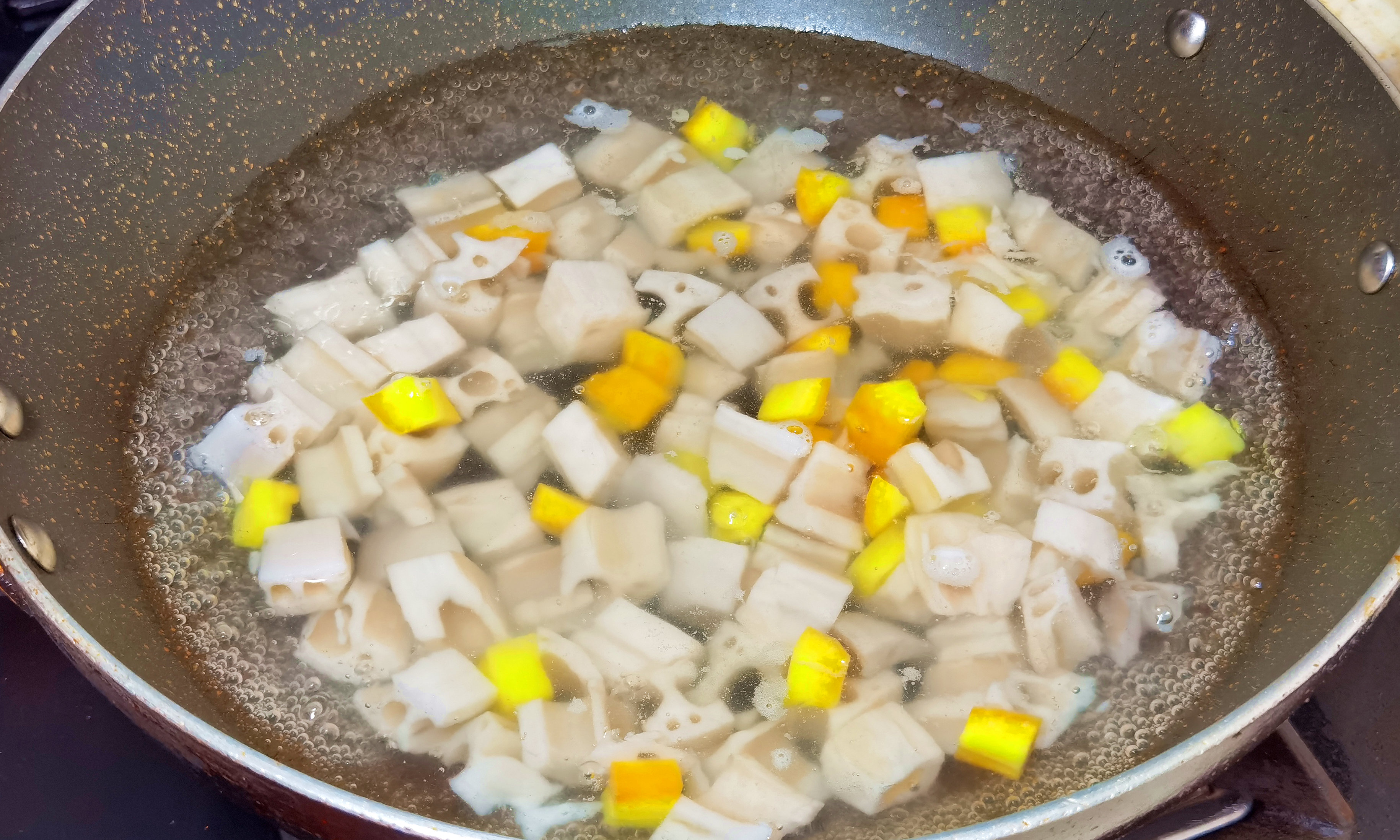 冬天少吃蔬菜水果多吃大鱼大肉,冬天少吃肉多吃它胜过保健品