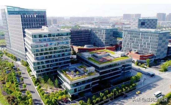 南京青龙地铁小镇学校,南京仙林青龙地铁小镇好不好