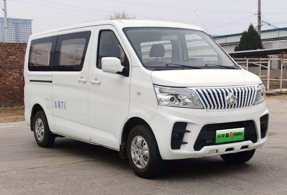 长安睿行em60属于中面还是小面,长安睿行em60评测