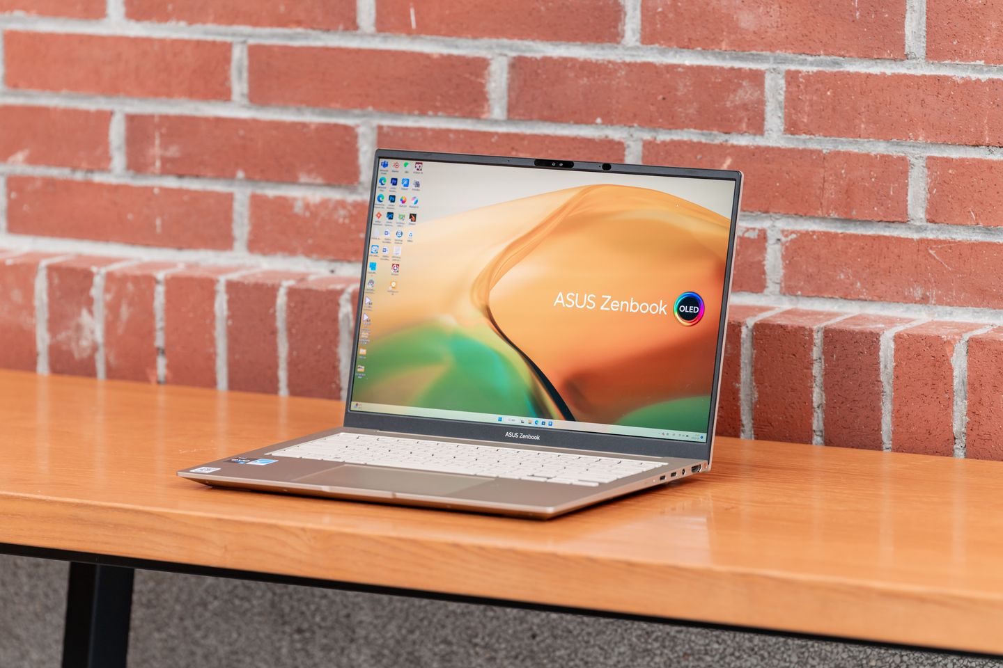 华硕灵耀pro14深度体验,高性能oled屏幕笔记本