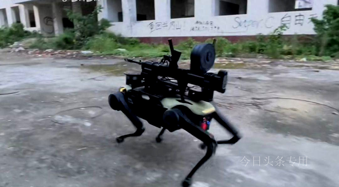 美军测试机器狗,美军激光武器测试成功