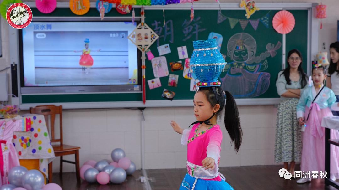 首届56个民族服饰创意大赛,五十六个民族服饰展介绍