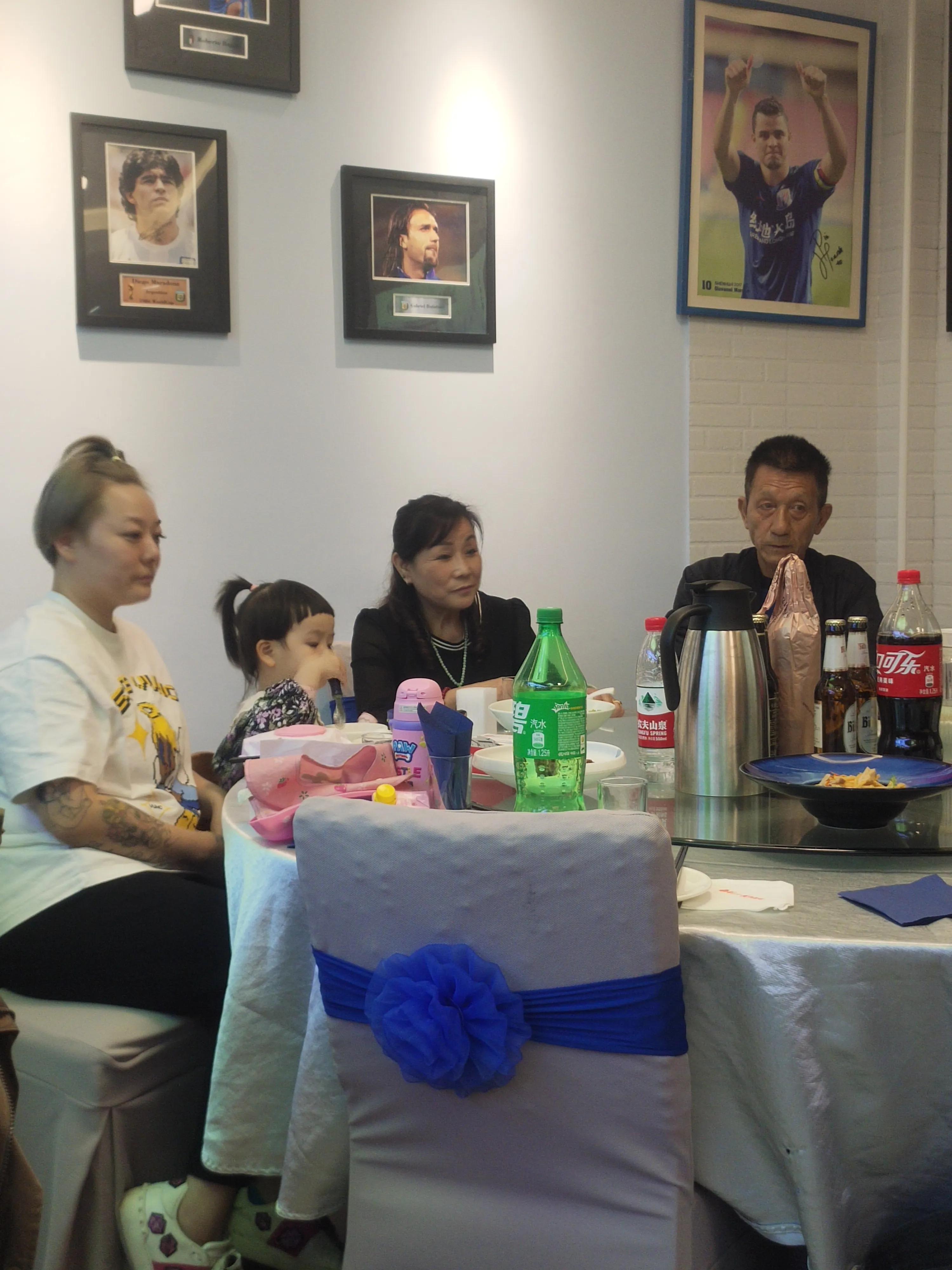 上海申花李中华,老上海足球队李中华