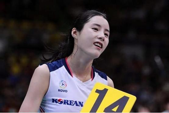李多英容貌清纯的排球女神,女排二传李多英
