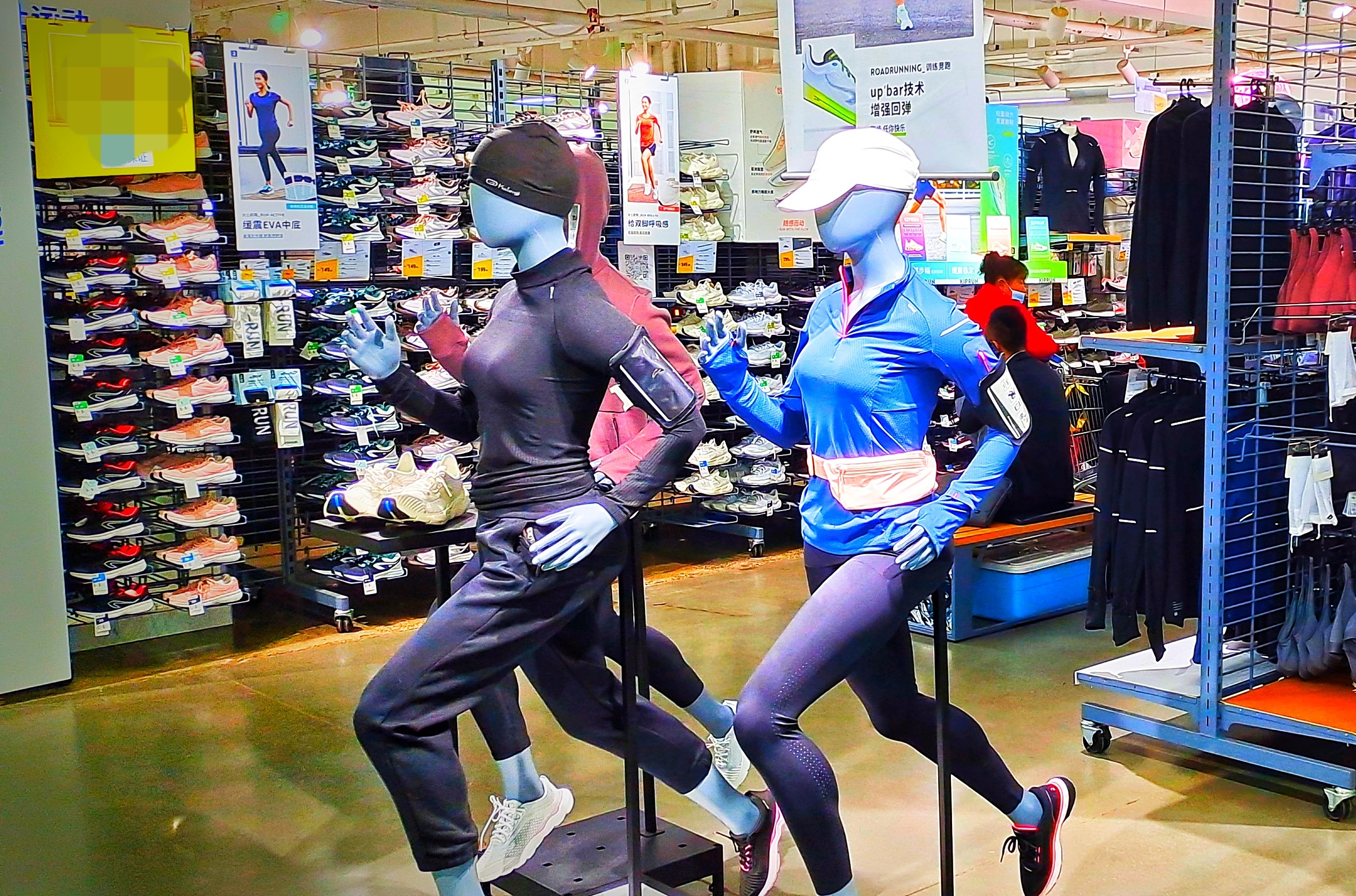 溢价比较多的球鞋,疯狂溢价的球鞋