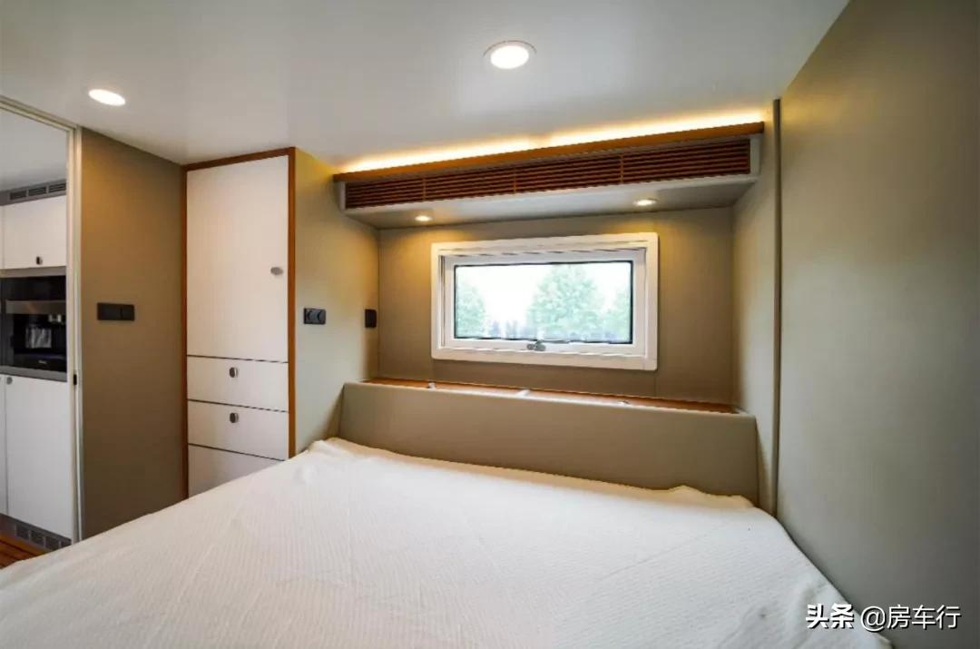 13万b型房车有几款可选,大通旅行家v90房车2021年