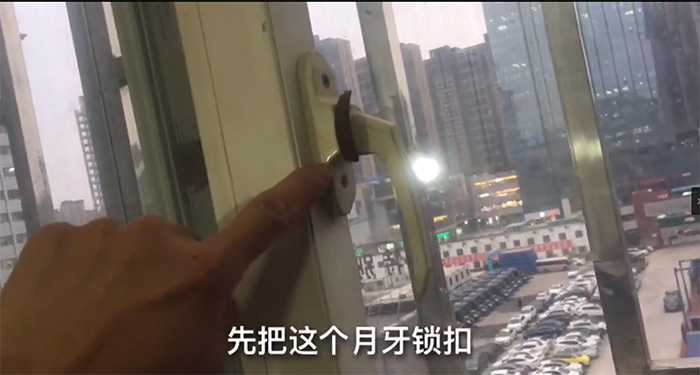 推拉窗长期不用拉不开怎么办,老式推拉门窗关不严怎么调整