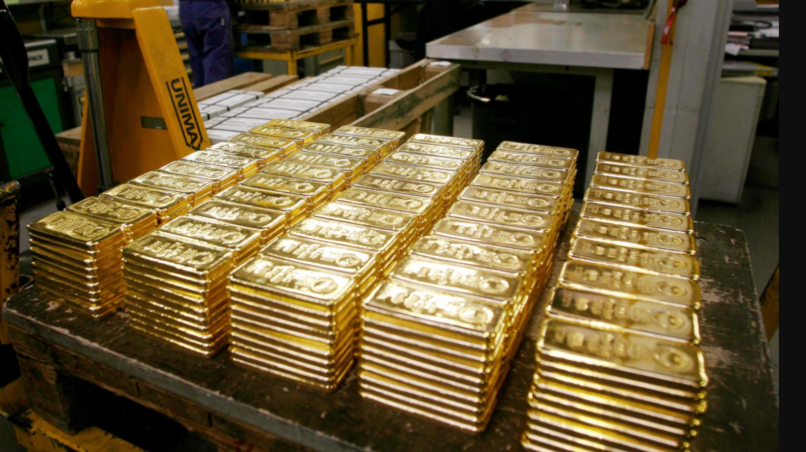 中国连抛美债最新消息,中国抛售美债并运回黄金了吗