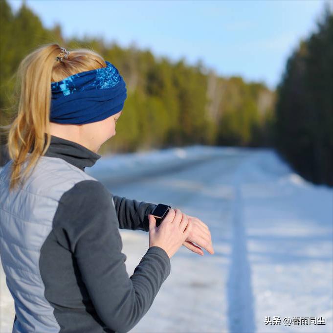 卡西欧户外登山手表功能介绍,户外手表与智能手表如何选择