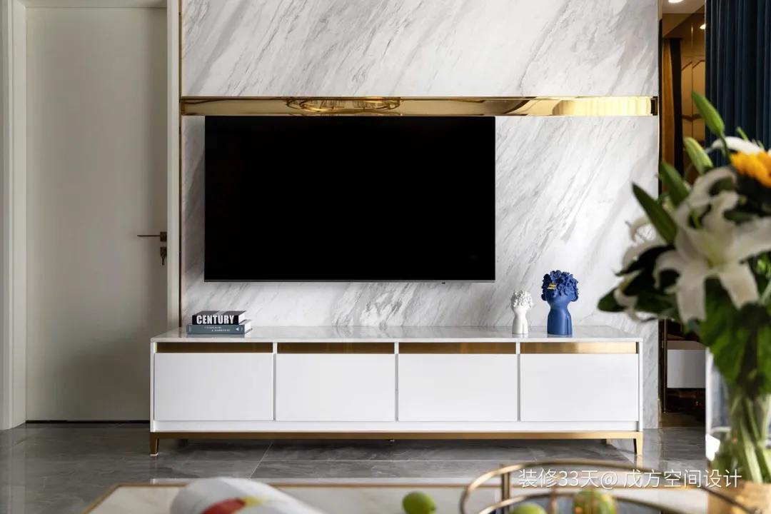 想要轻奢但预算低怎么办？金属、鎏金、大理石、钢琴、皮革、木地