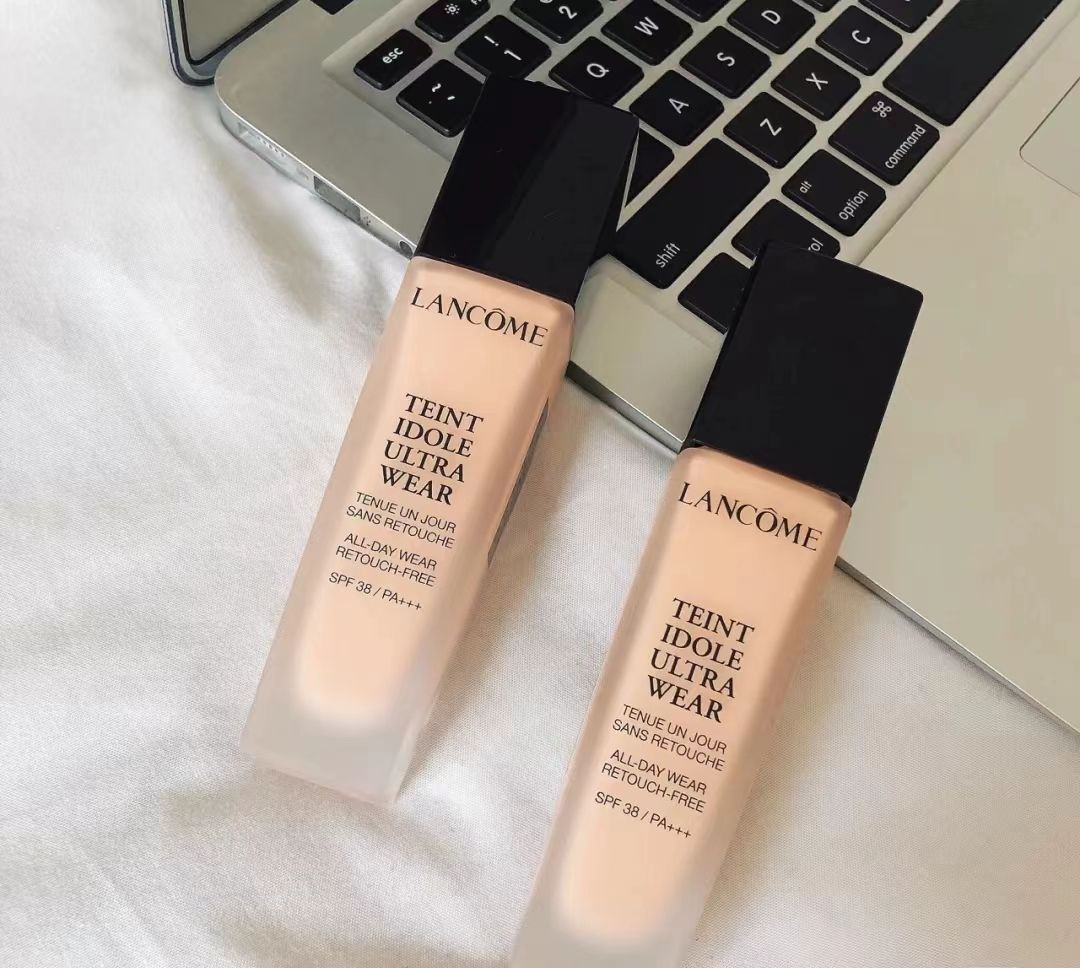 推荐几款适合油皮的粉底液,推荐几款适合混油皮的粉底液