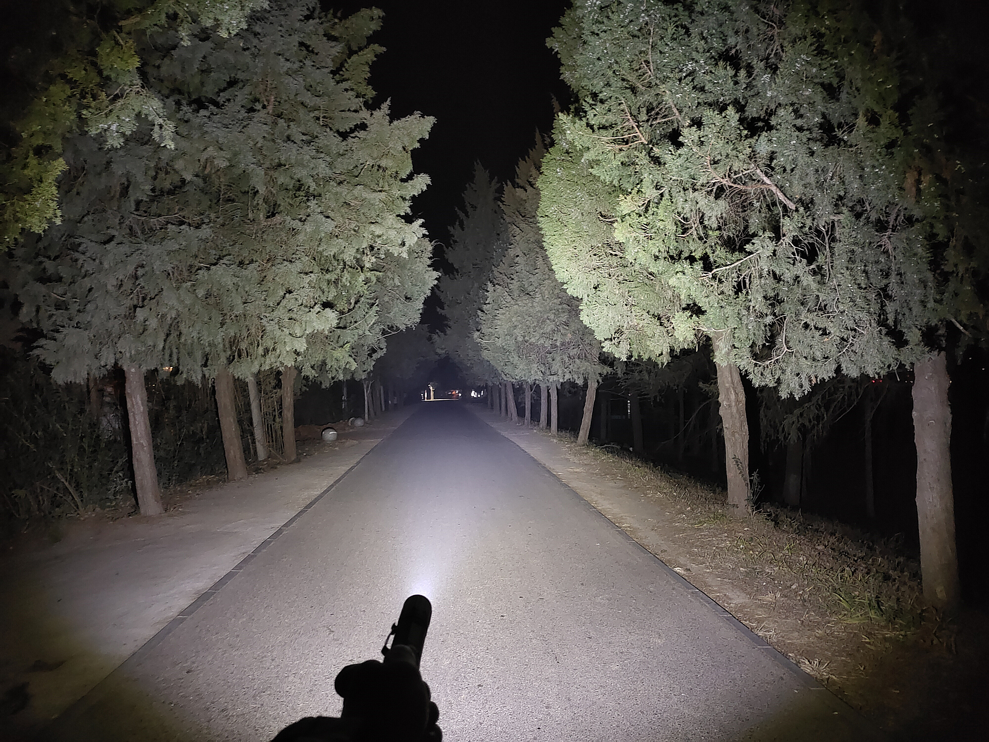 纳丽德e52c手电测评,纳丽德e52手电