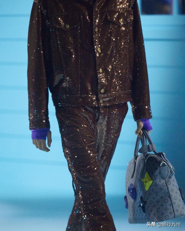 路易威登2024早秋男装秀宣传图,路易威登lv2022春季新款时装秀