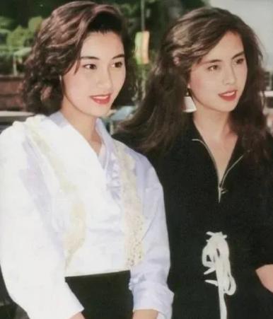 原形毕露！烤瓷牙“抢镜”忒显老，大概早已忘了“美人三分龅”