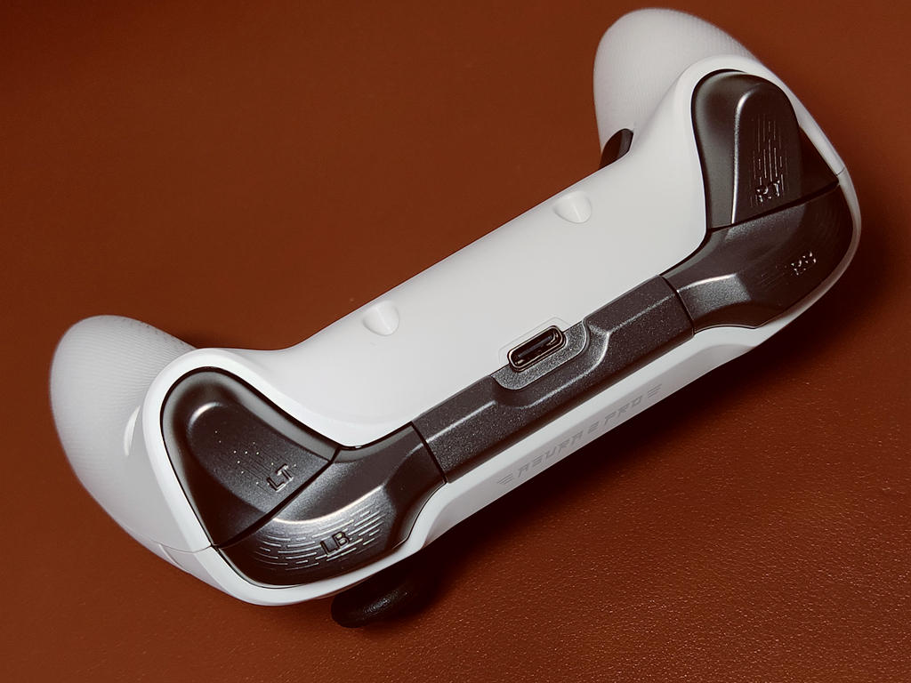 北通游戏手柄阿修罗2pro测评,北通阿修罗2蓝牙游戏手柄测评