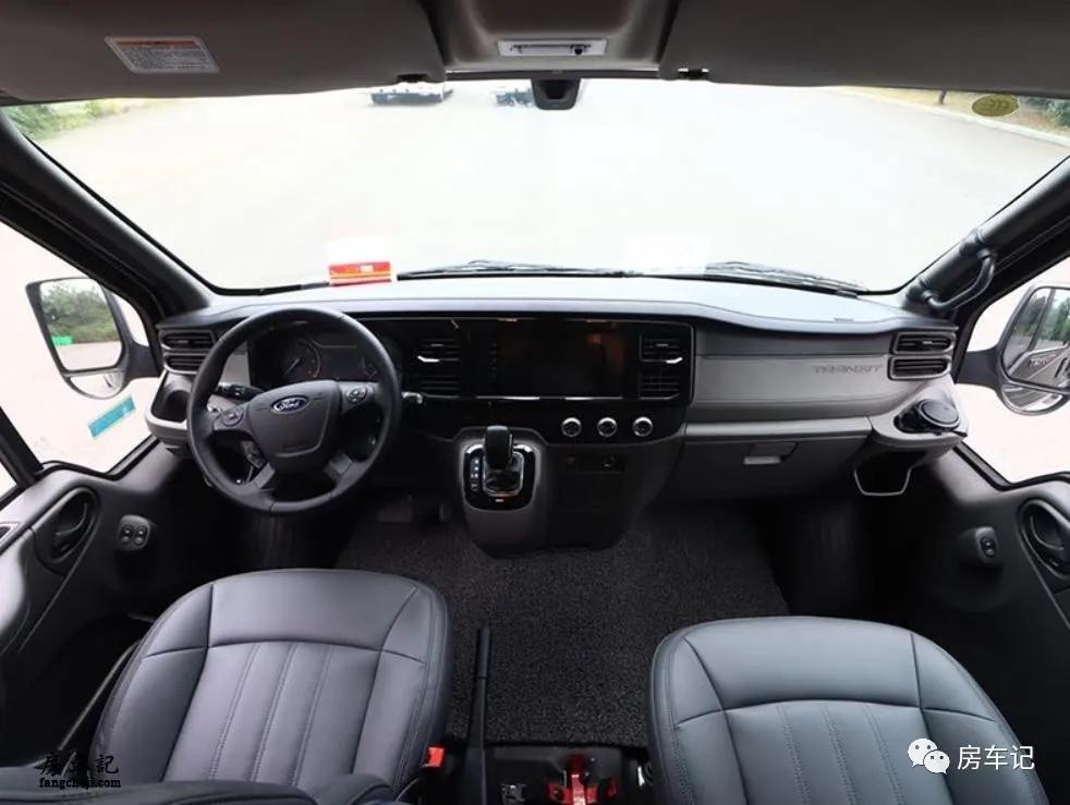 大品牌加新底盘!满足多数人需求的B型房车!卫航F590你得看看