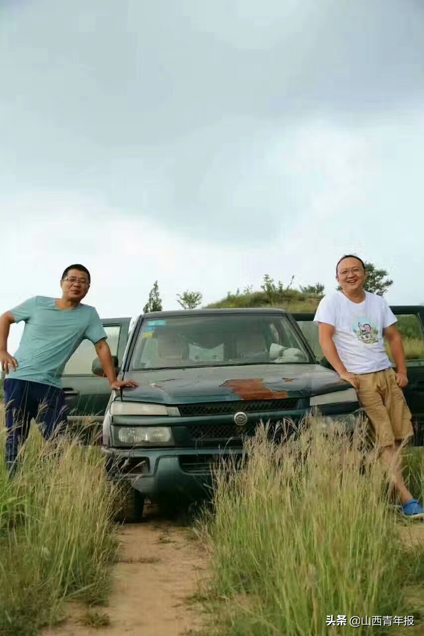 山西忻州“玉米兄弟”，把黑玉米“玩”成网络爆品