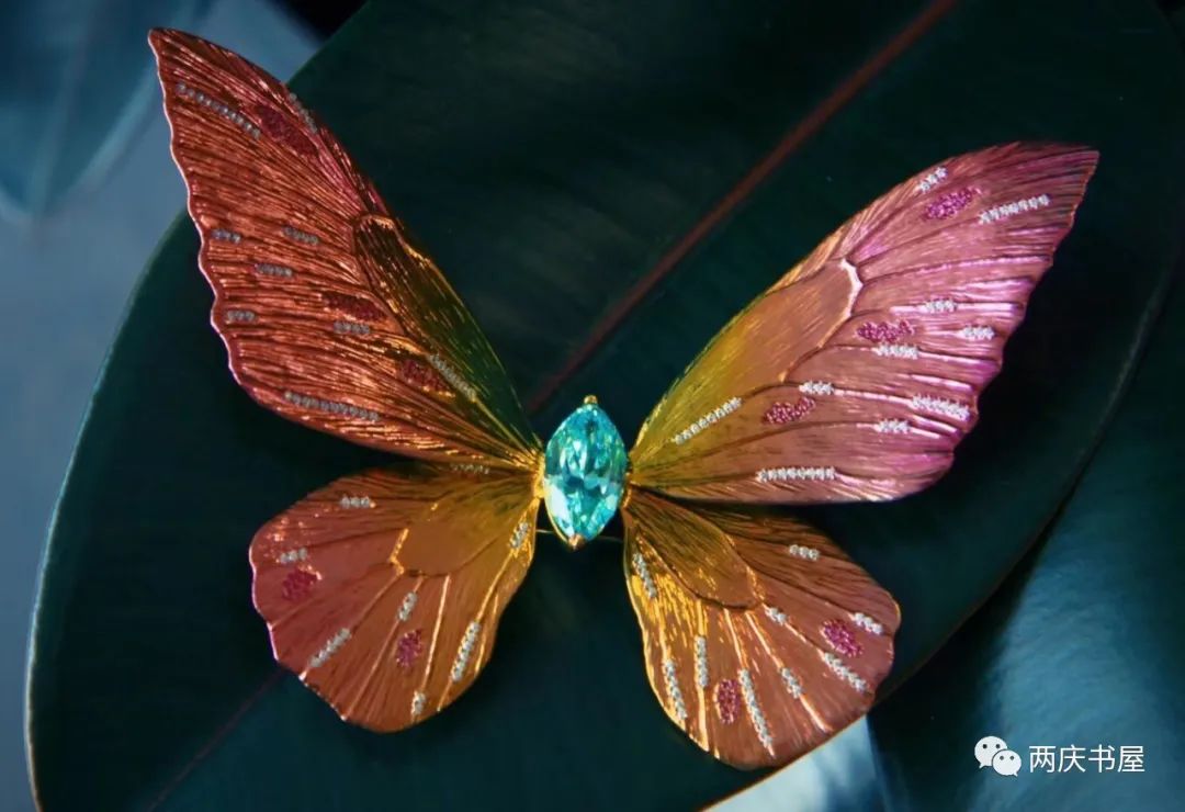 日本回流的清瓷瑰宝（9）——雍正霁蓝釉塔式瓶