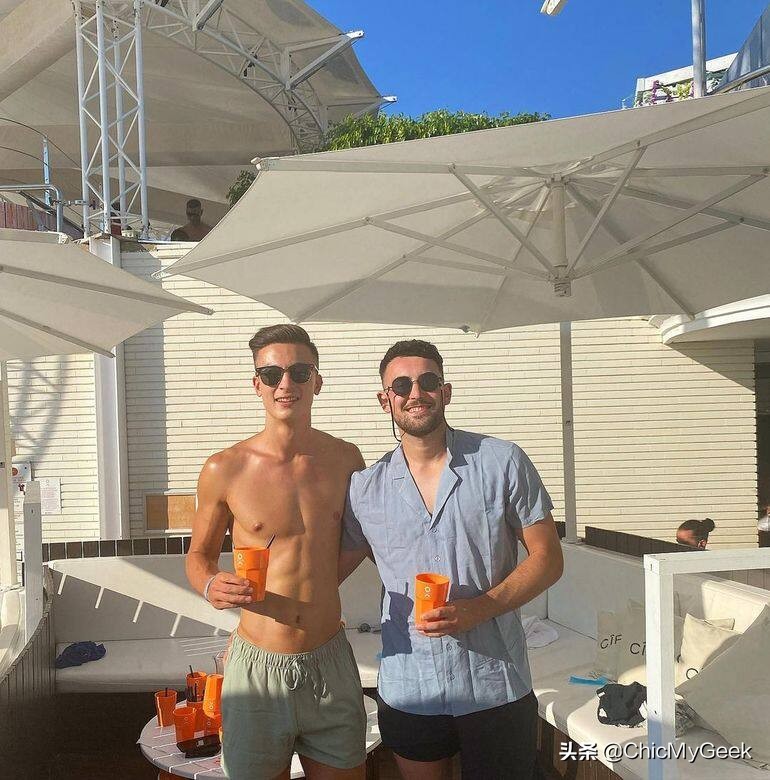 亚洲足球十大巨星c罗,香港男足帅哥