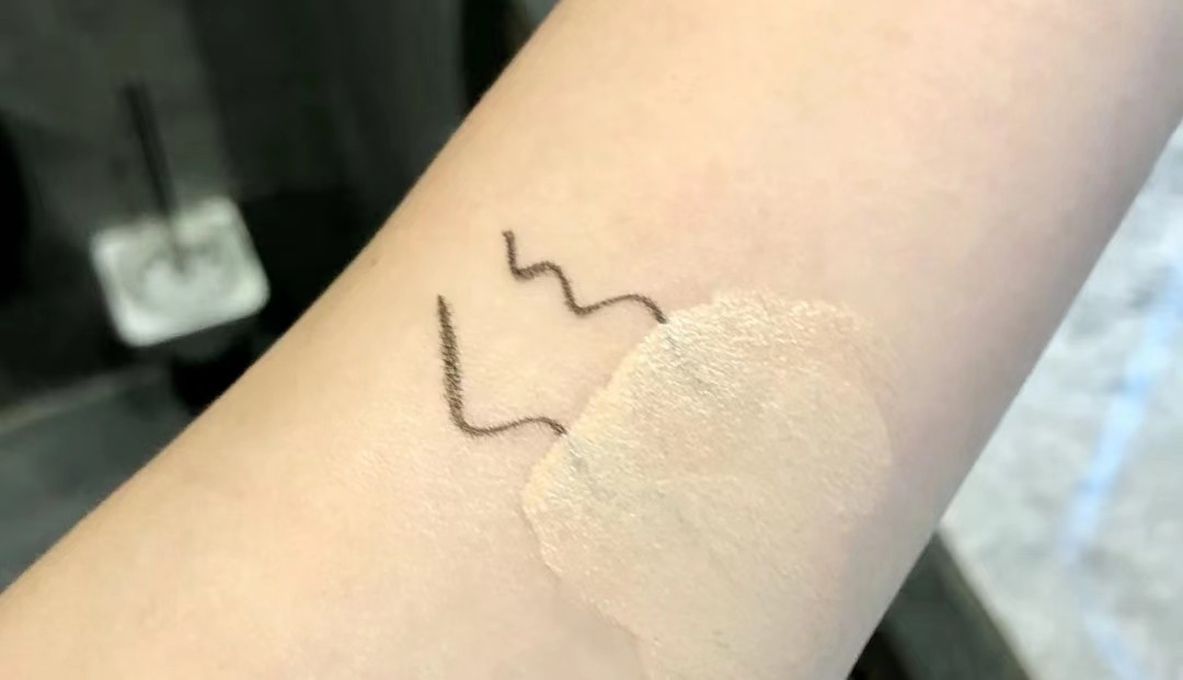 混油皮适合哪款大牌粉底液,油皮哪款粉底液持久不脱妆不卡粉