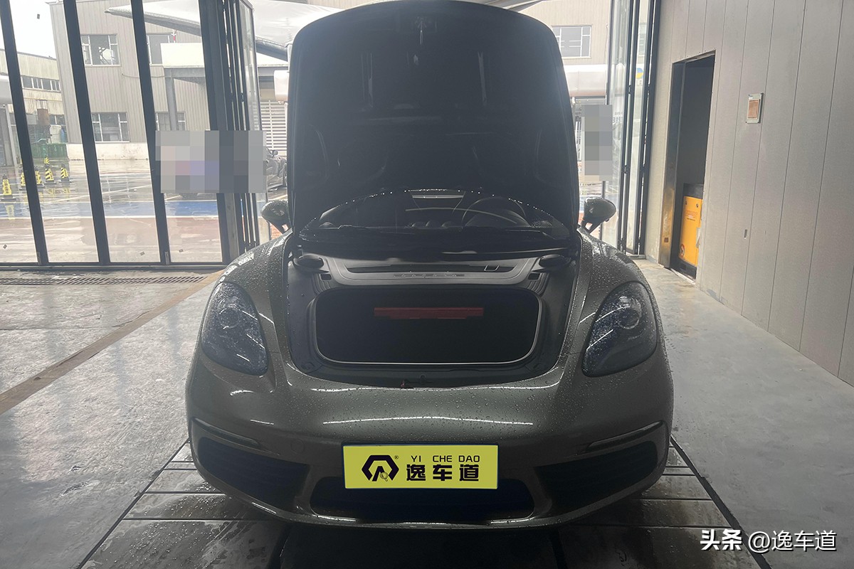 48万买的二手保时捷718，网友：电动座椅都没有，玩呢？