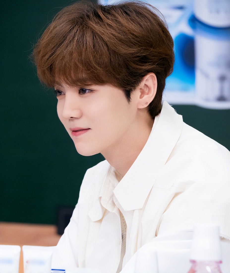 鹿晗真实纹身视频,鹿晗纹身的图片大全集