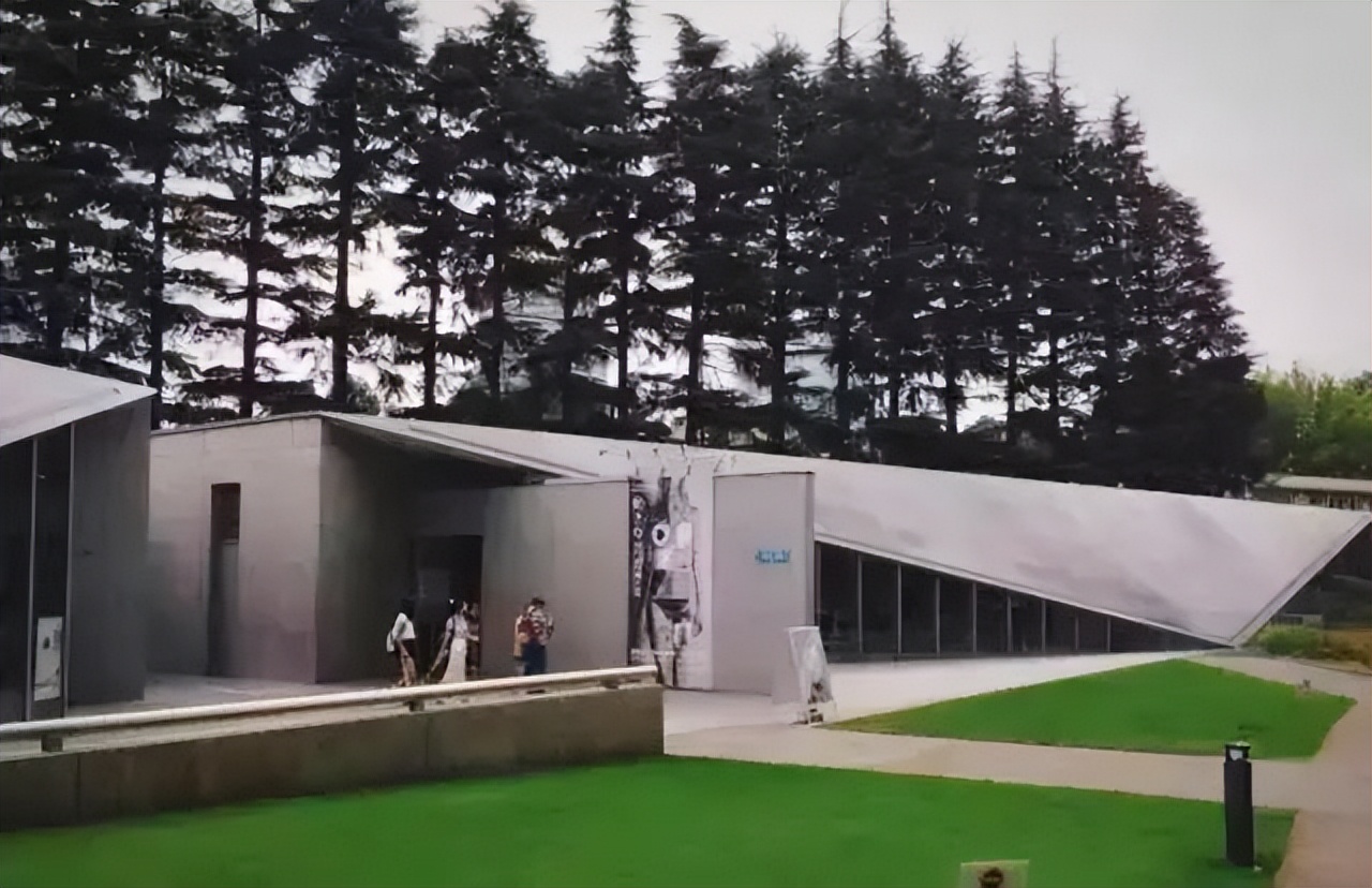 人们对三宅一生的评价,三宅一生的经典语录