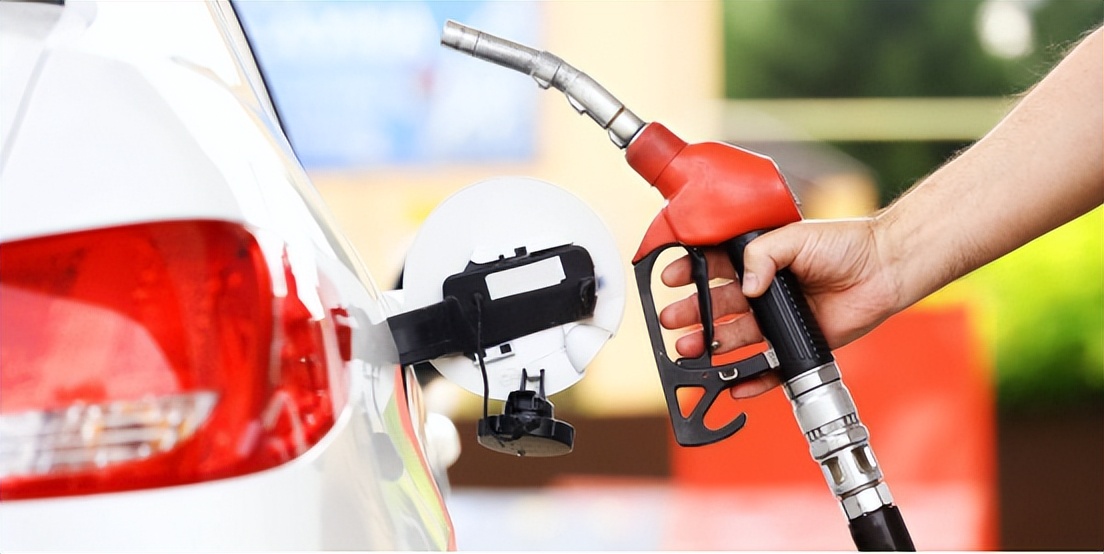 汽车汽油一升等于多少斤,一公斤汽油等于多少升92号的