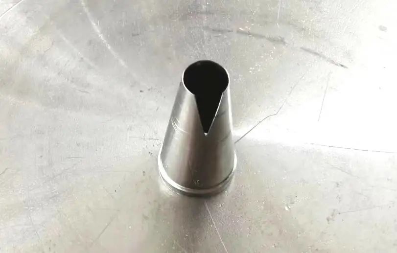蛋糕渐变用什么裱花嘴,做蛋糕裱花嘴最实用的是哪种
