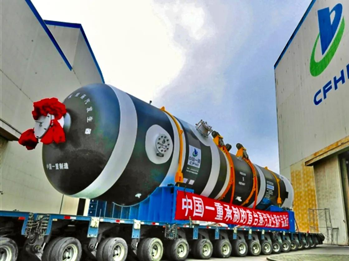 中国目前有几台万吨水压机,大国工匠水压机