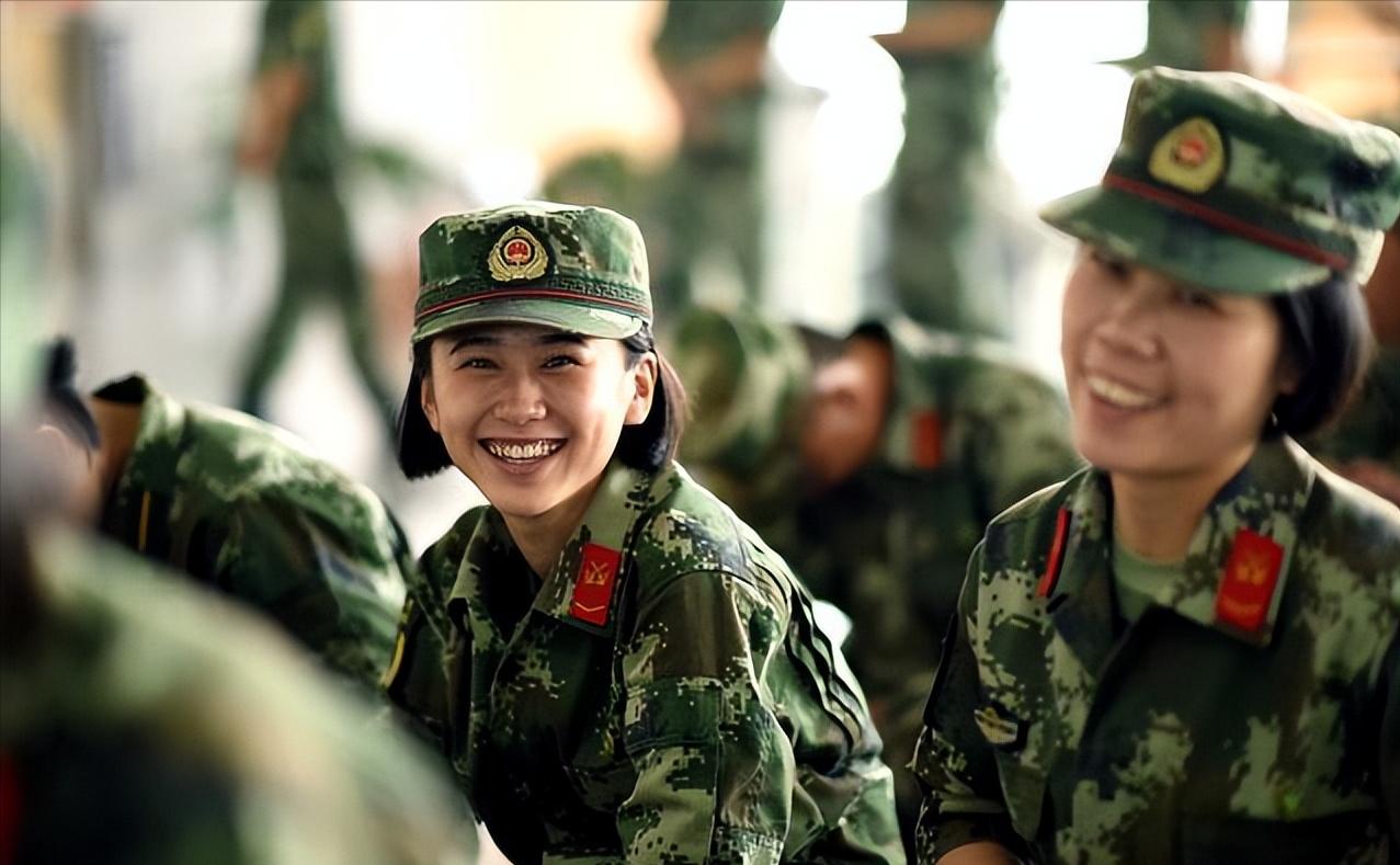 八年兵转十二年兵容易吗,现在当两年兵能拿多少钱